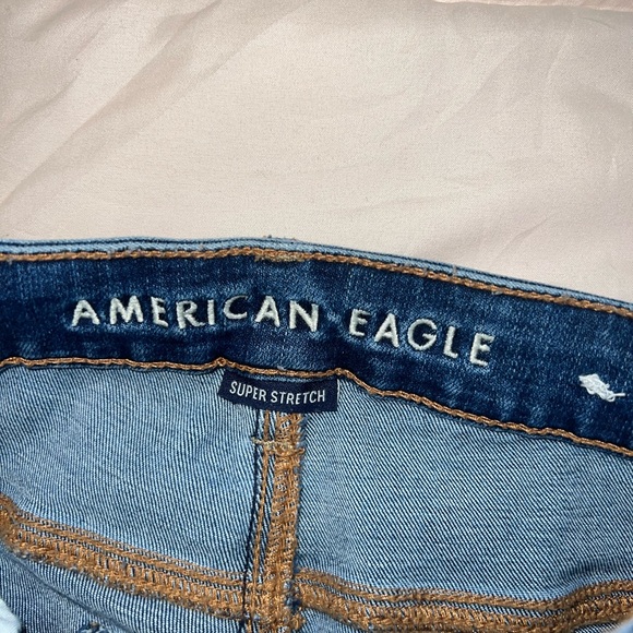 American eagle Distressed Women Jeans - Picture 4 of 5